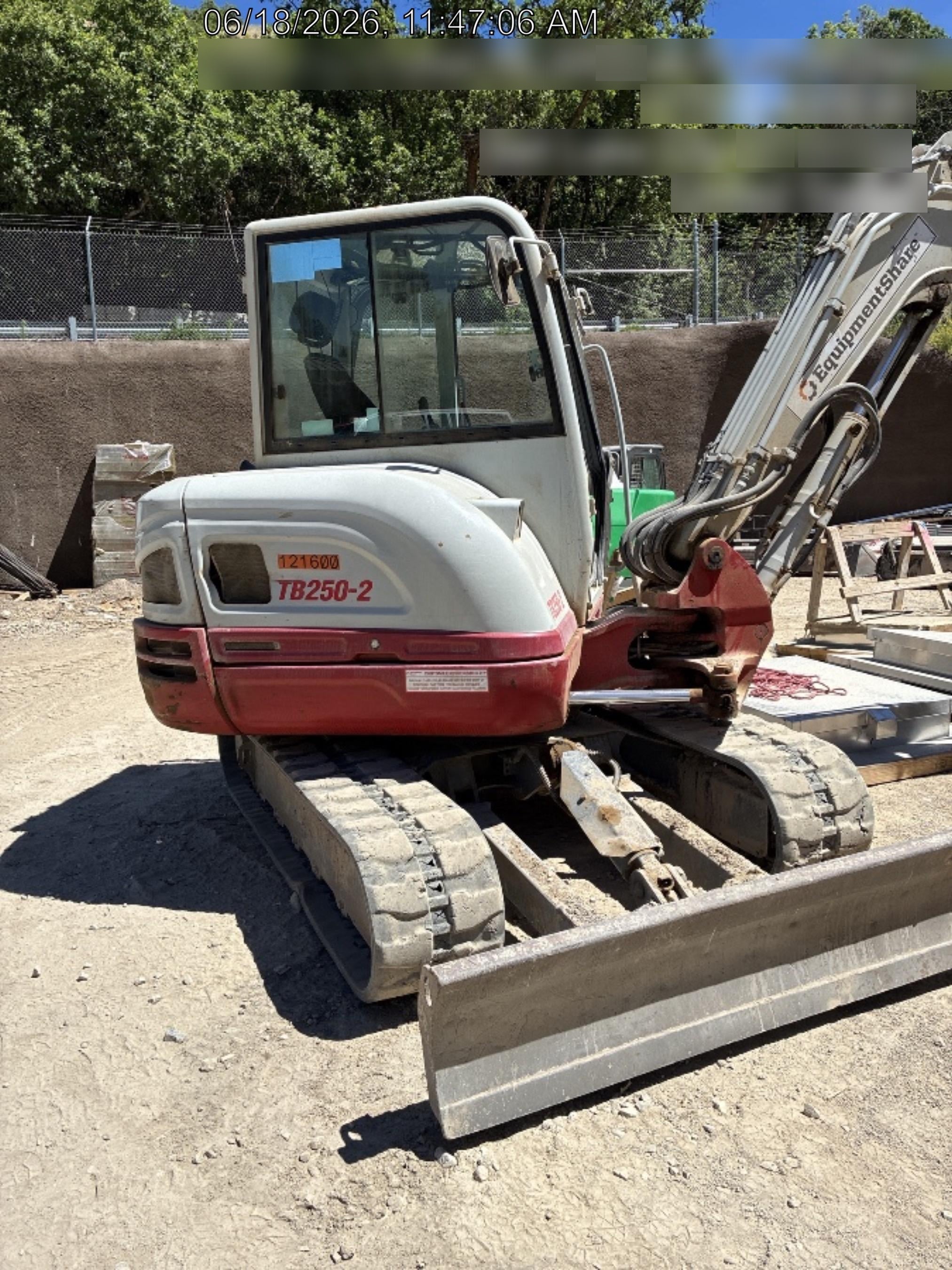 2020 TAKEUCHI TB250-2C
