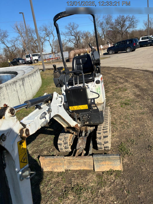 2021 BOBCAT E10
