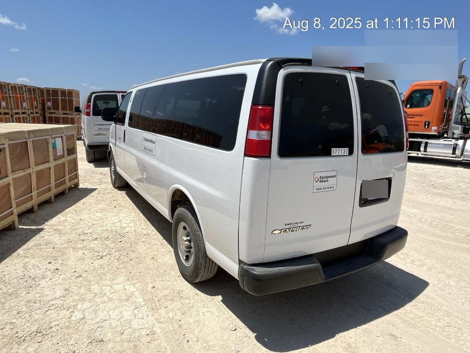 2023 CHEVROLET Express Van - Rental