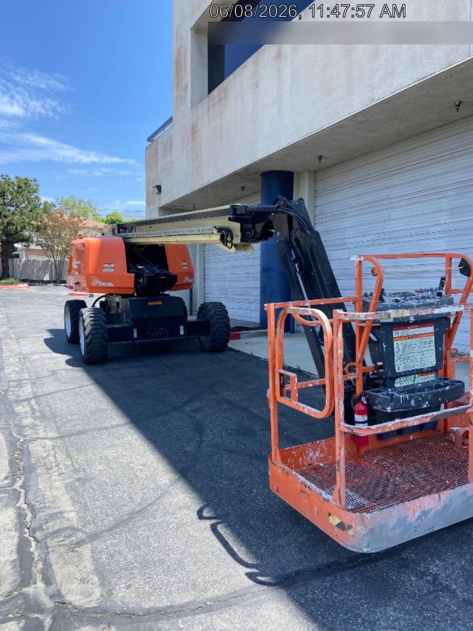 2023 JLG 660SJ