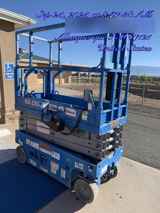 2020 Genie GS-1930 Solid Non Marking Tires, Beacon, Folding rails with half height swing gate