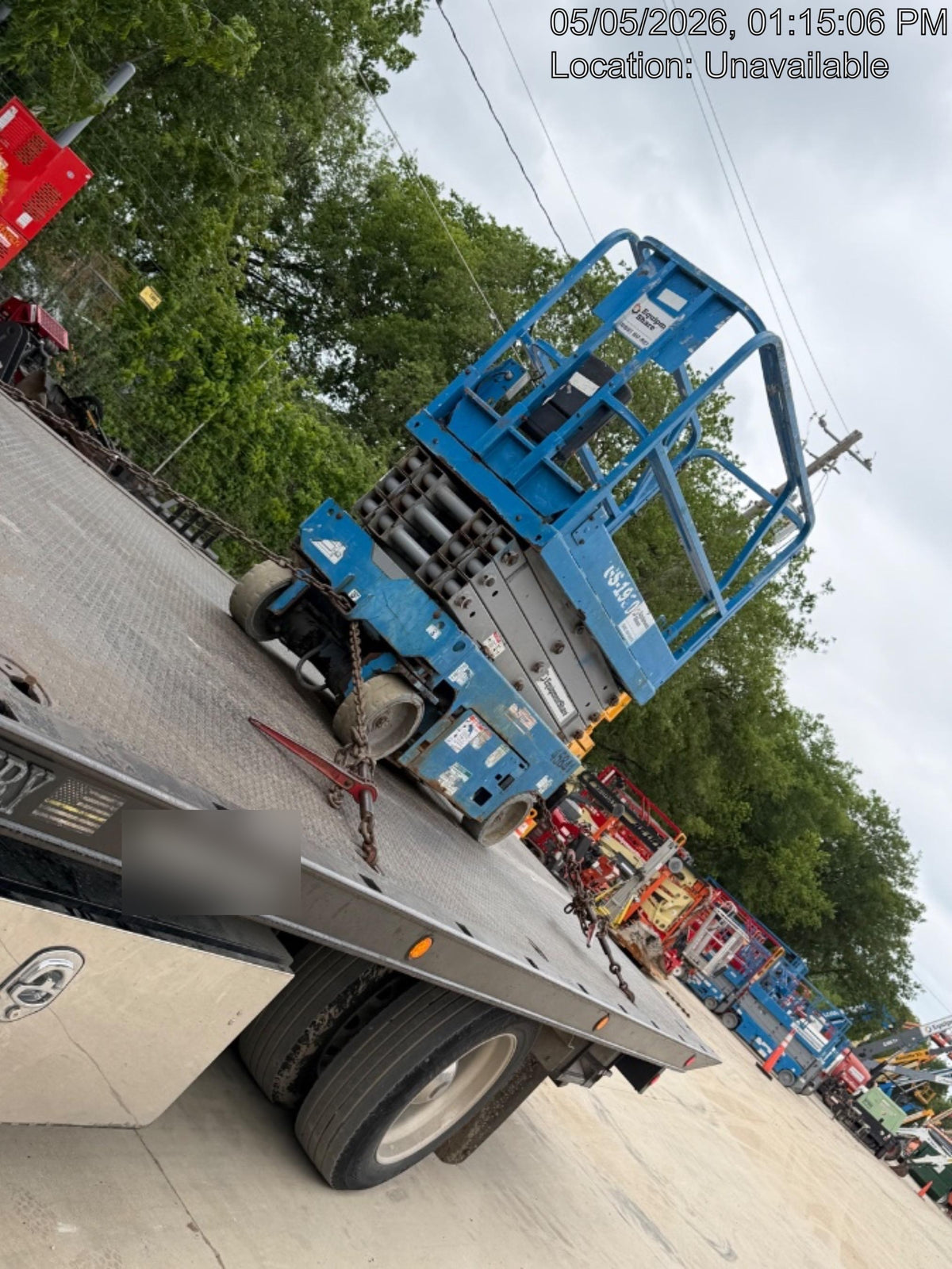 2019 Genie GS-2632 Folding rails with half height swing gate