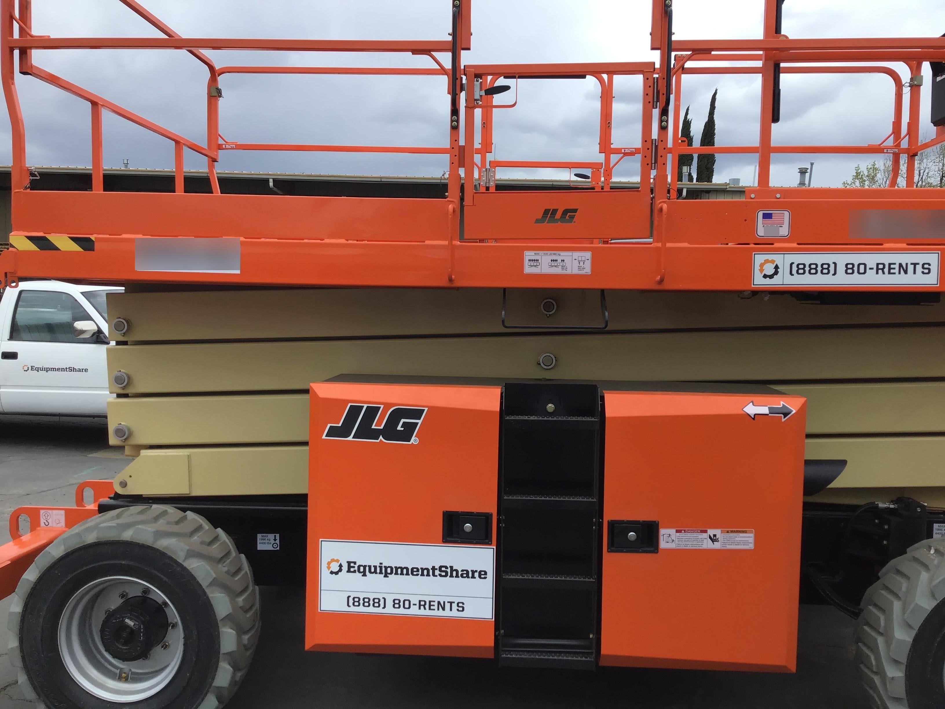 2020 JLG 430LRT