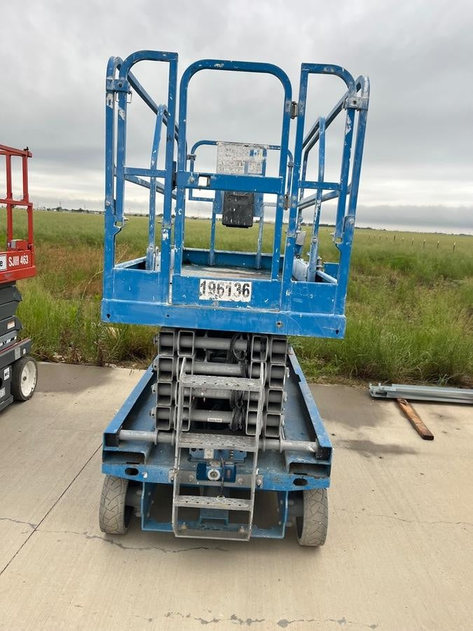 2021 GENIE GS-3246