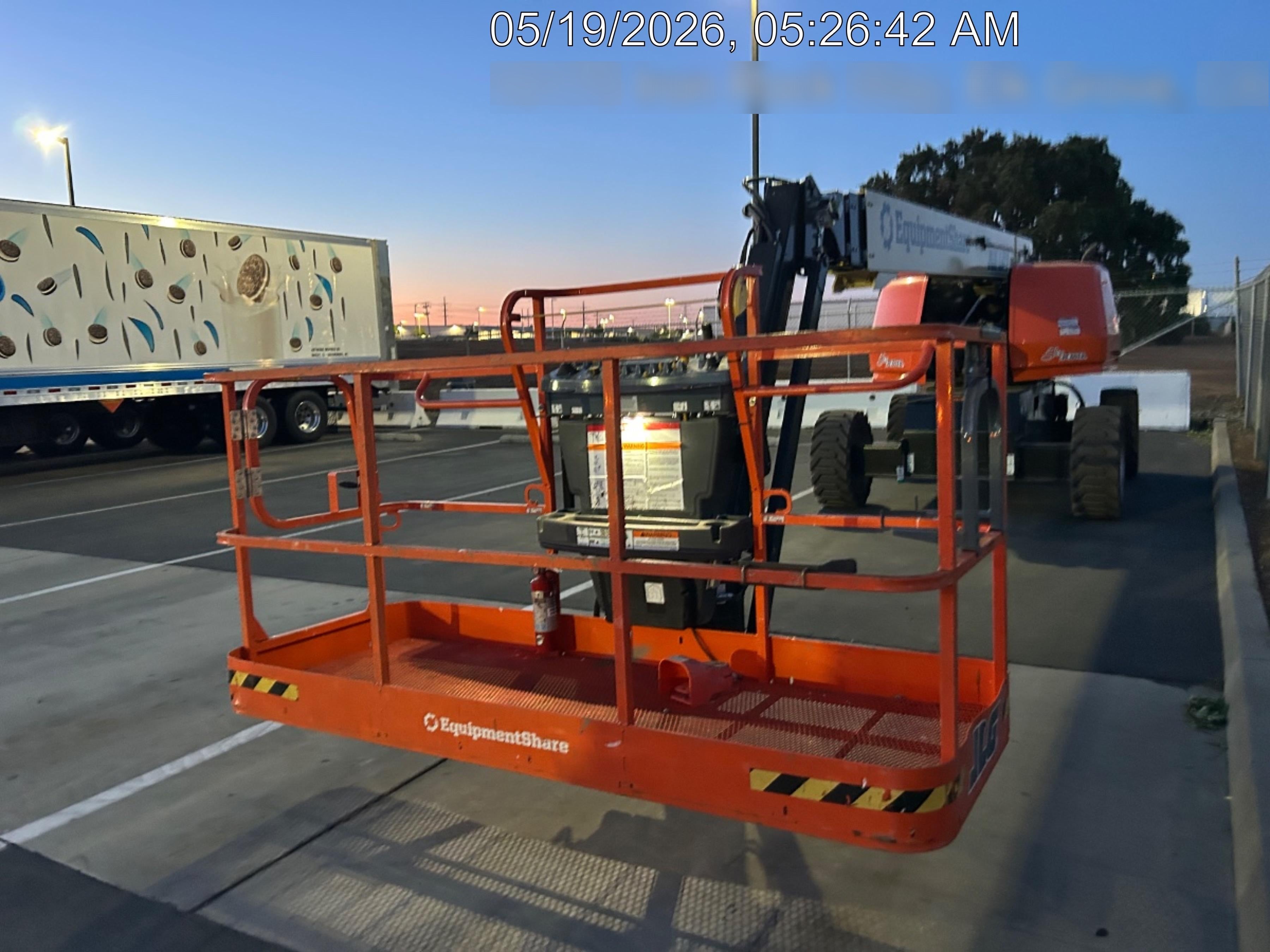 2025 JLG 660SJ