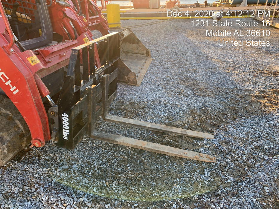 2020 KUBOTA PF-46C Pallet Forks