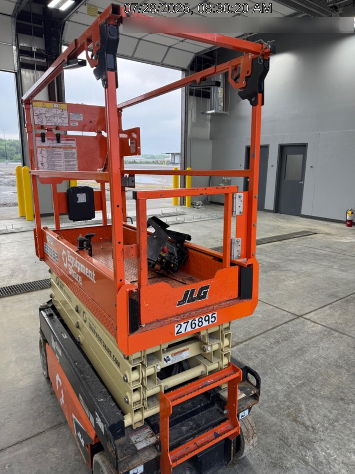2022 JLG ES1932