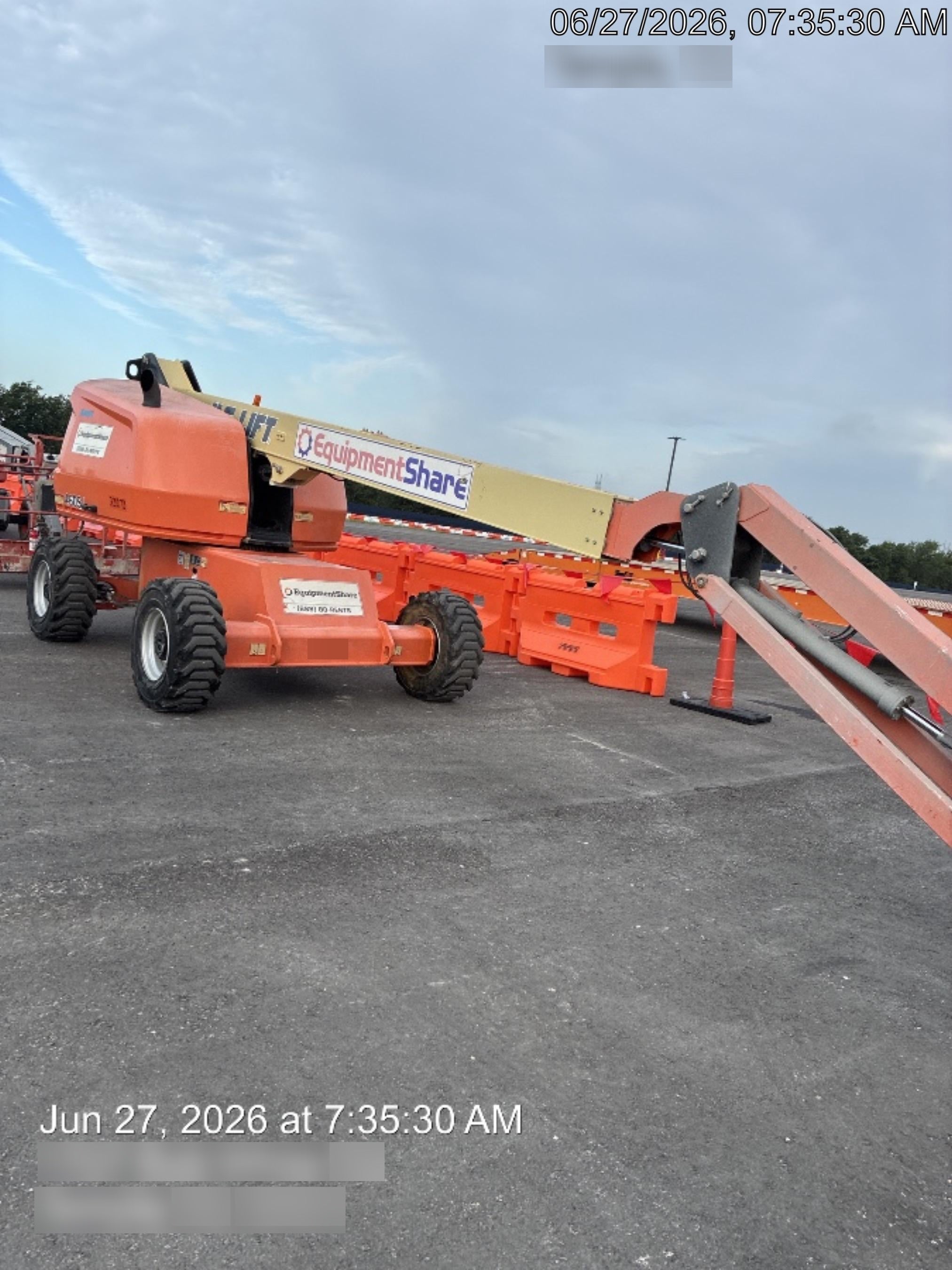 2019 JLG 460SJ
