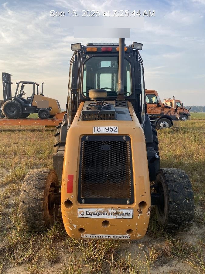 2021 CASE 588H