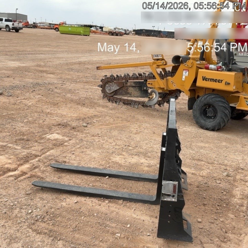 2026 ARROW MATERIAL HANDLING 48" Pallet Forks - Arrow