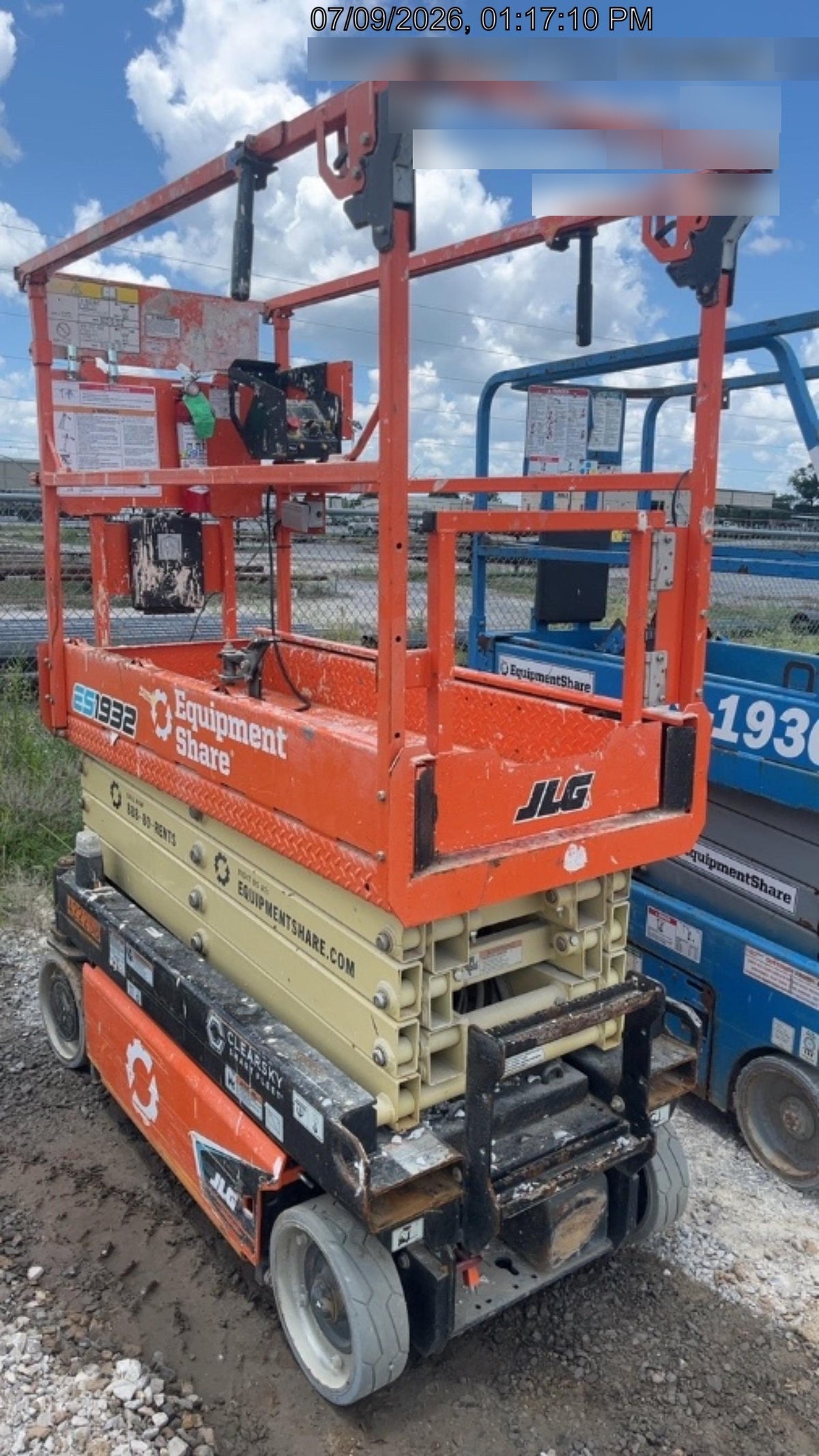 2024 JLG ES1932