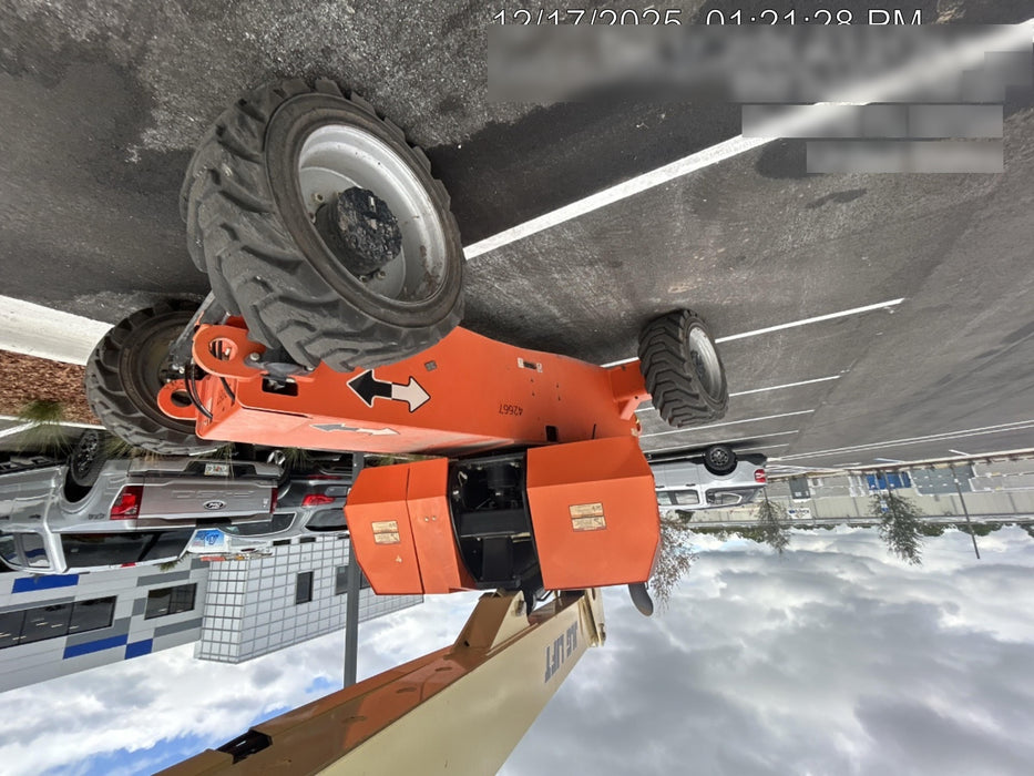 2019 JLG 860SJ