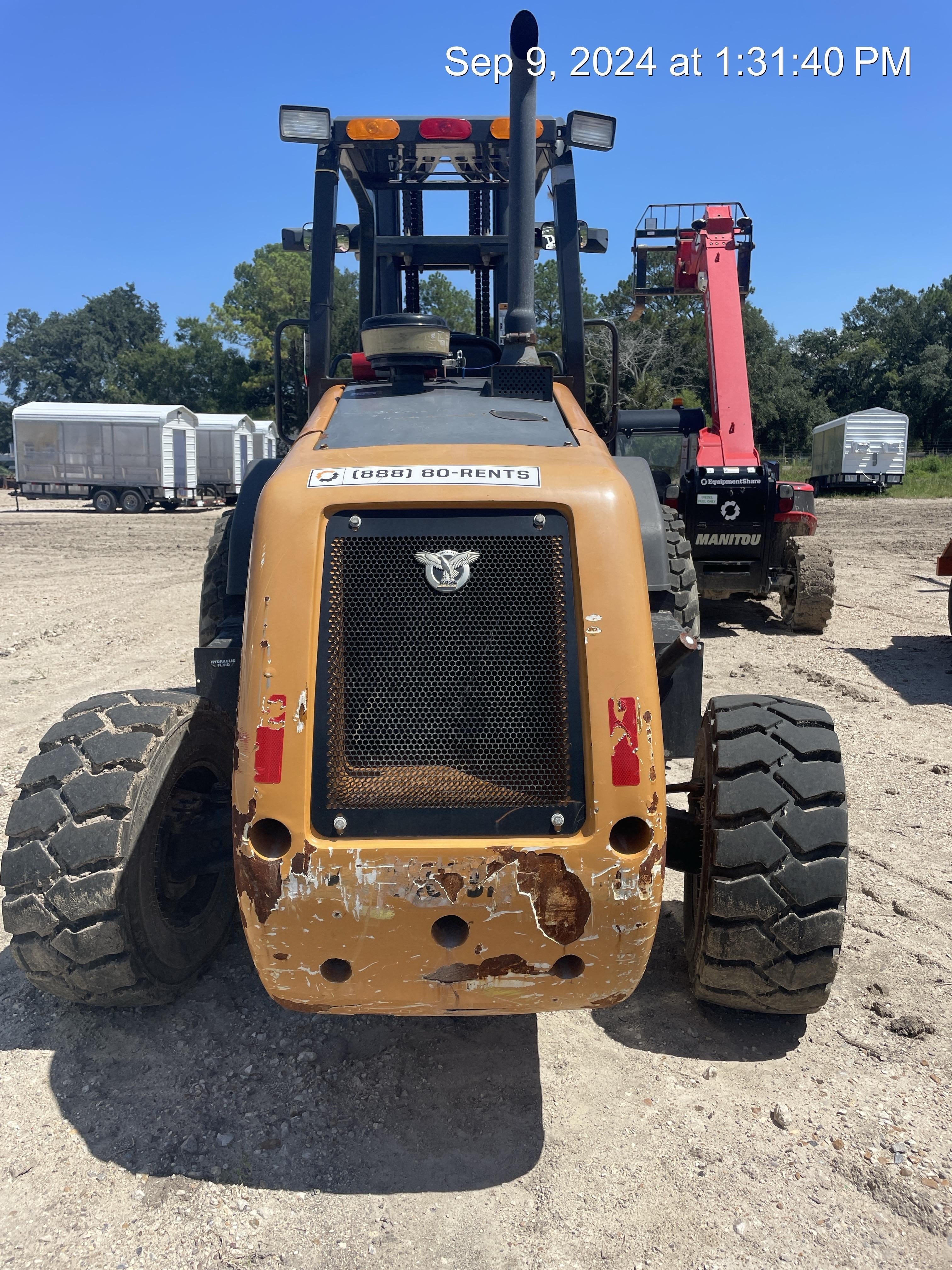 2021 CASE 588H