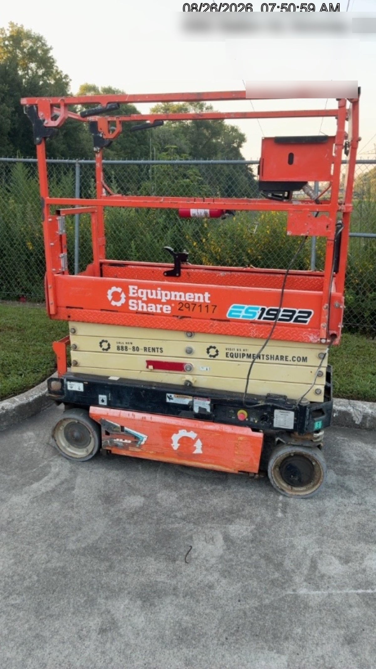 2023 JLG ES1932