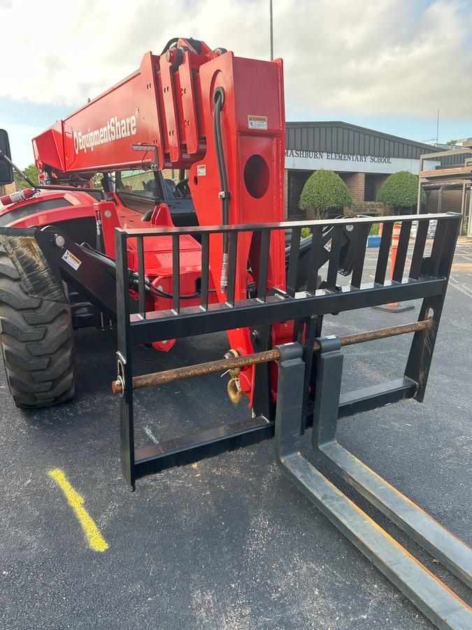 2025 MANITOU MTA1055