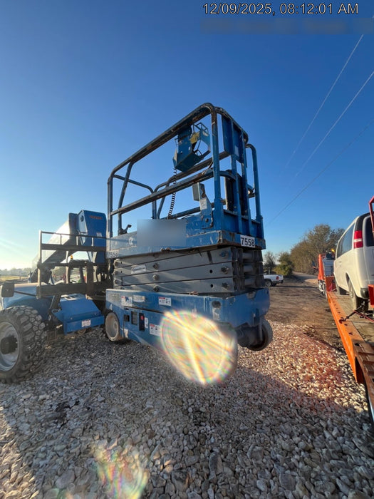 2017 Genie GS-1930 Genie GS-1930 Lift w/Fixed Rail and Chain Entry