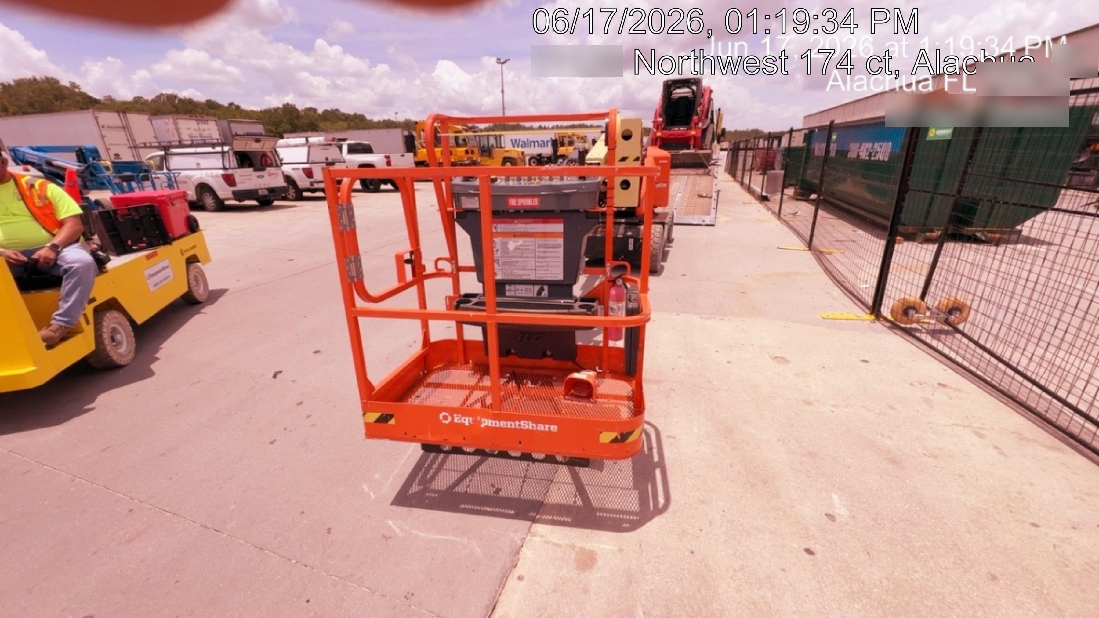 2024 JLG E400AJP Narrow