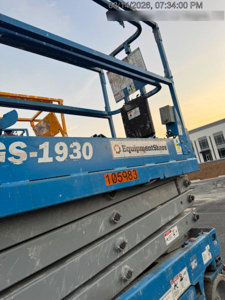 2020 Genie GS-1930 Solid Non Marking Tires, Beacon, Folding rails with half height swing gate