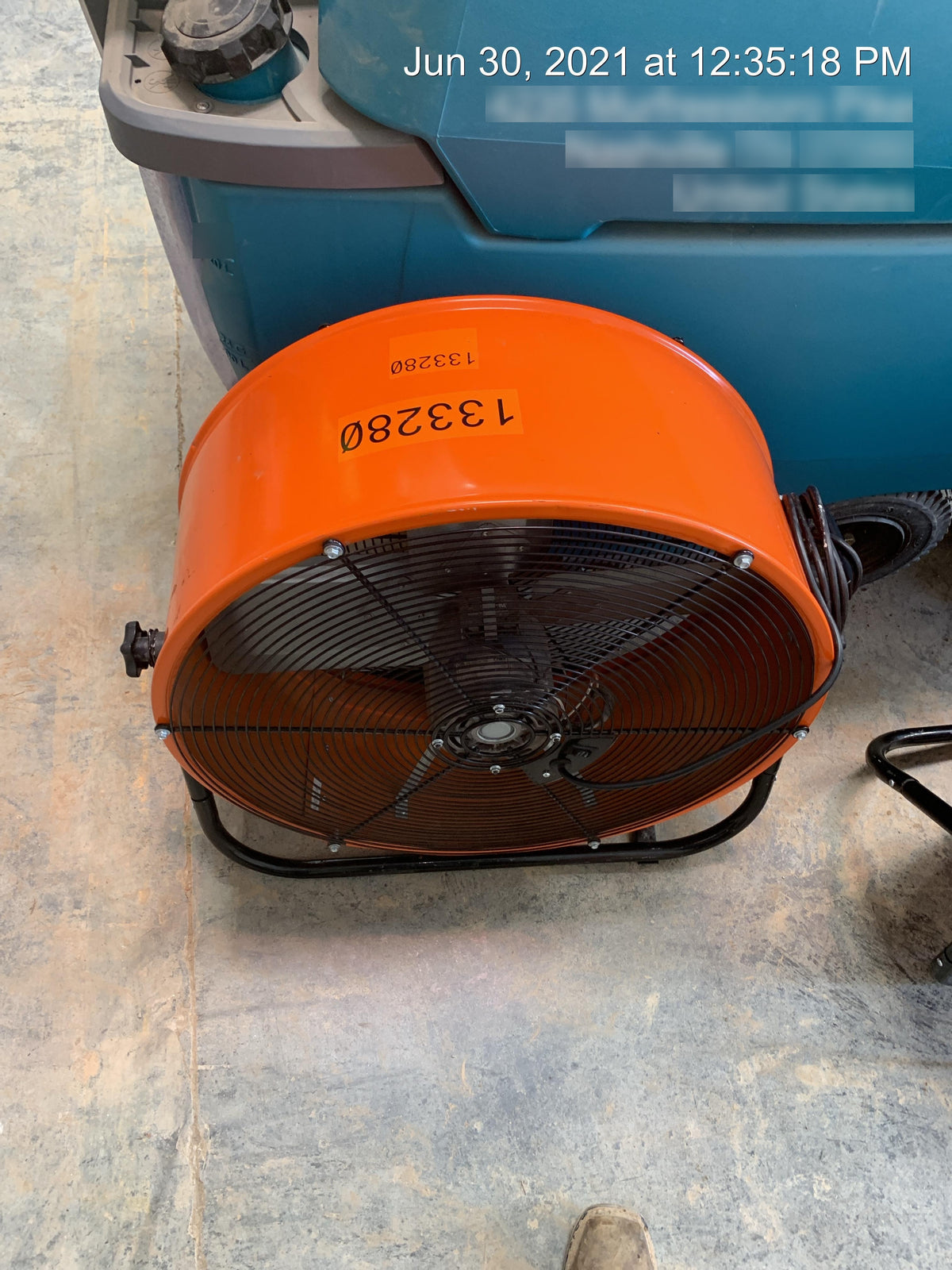 2021 COMMERCIAL ELECTRIC 24" HD FAN