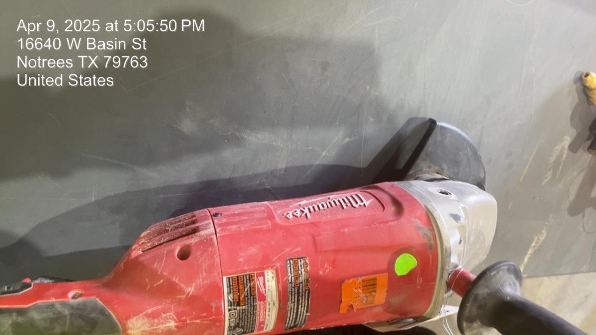 2022 MILWAUKEE 6088-31