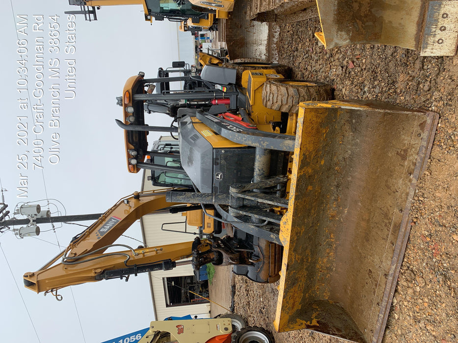 2019 John Deere 310LEP 4wd, Canopy, Standard dipper, ISO, Rear Auxiliary Hydraulics, Manual QC, 12”, 18”, and 24” buckets