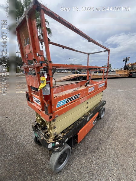 2022 JLG ES2632