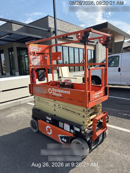 2022 JLG ES1932