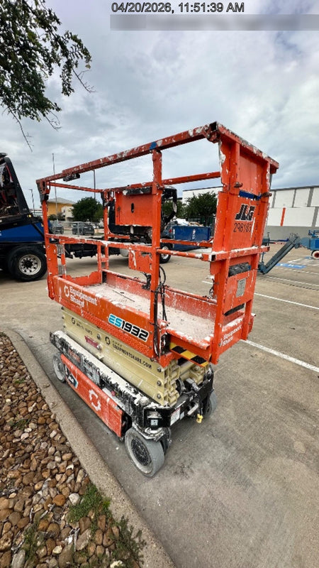 2023 JLG ES1932