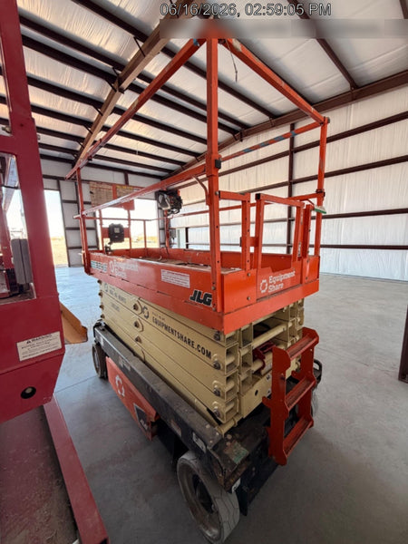 2022 JLG ES3246