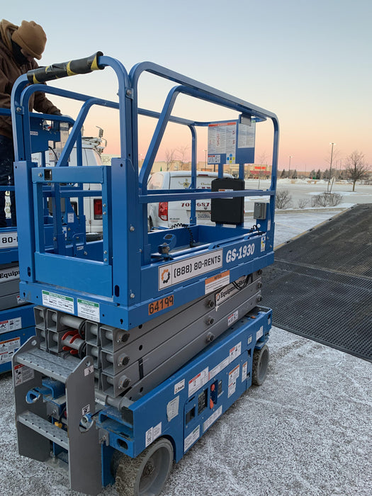 2020 Genie GS-1930 Solid Non Marking Tires, Beacon, Folding rails with half height swing gate