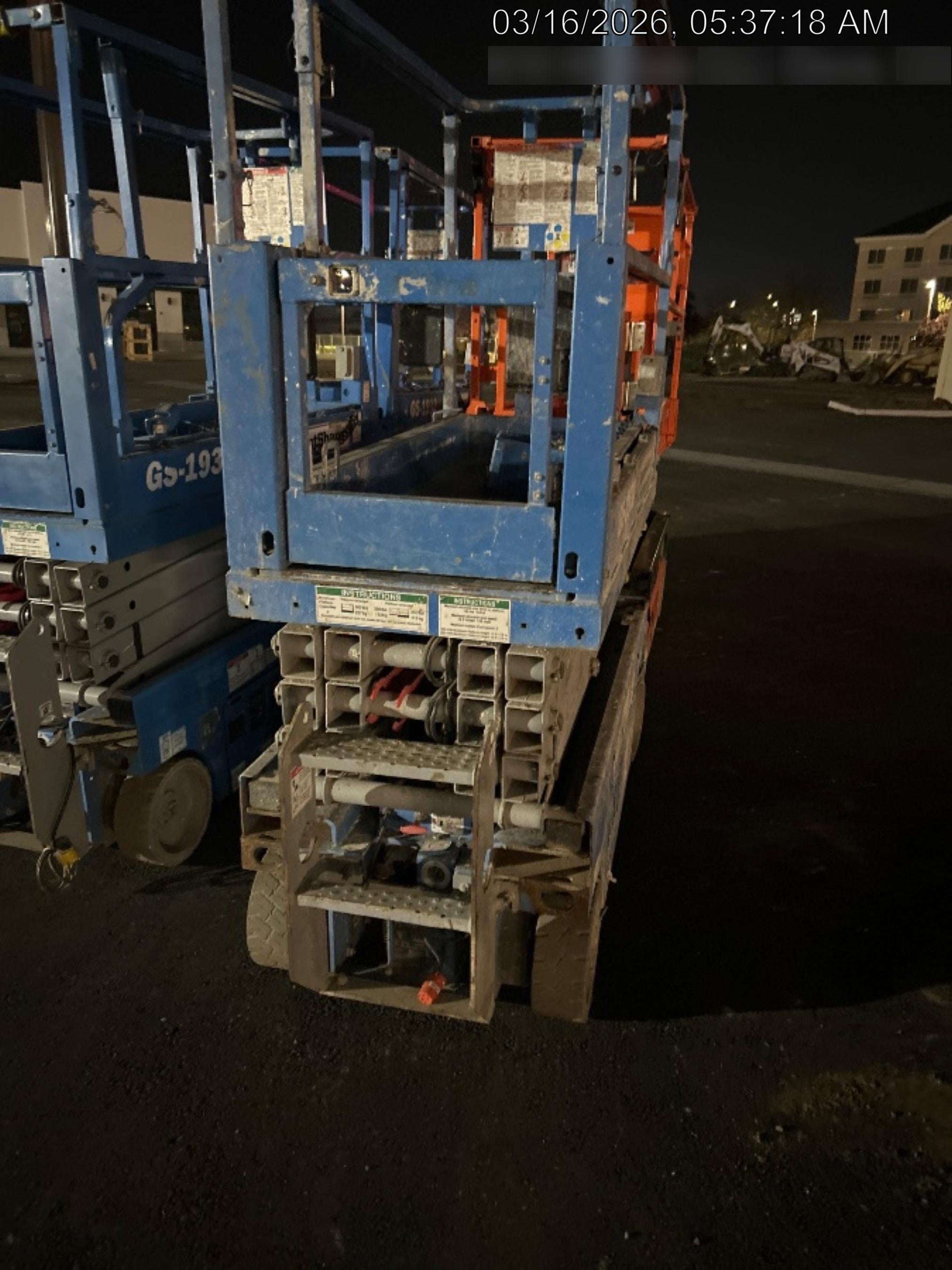 2020 Genie GS-1930 Solid Non Marking Tires, Beacon, Folding rails with half height swing gate, 800W Inverter