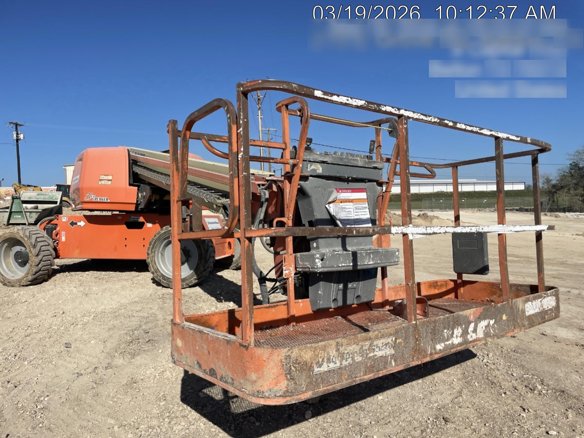 2020 JLG 600S