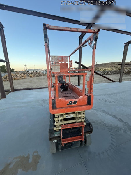 2022 JLG ES1932