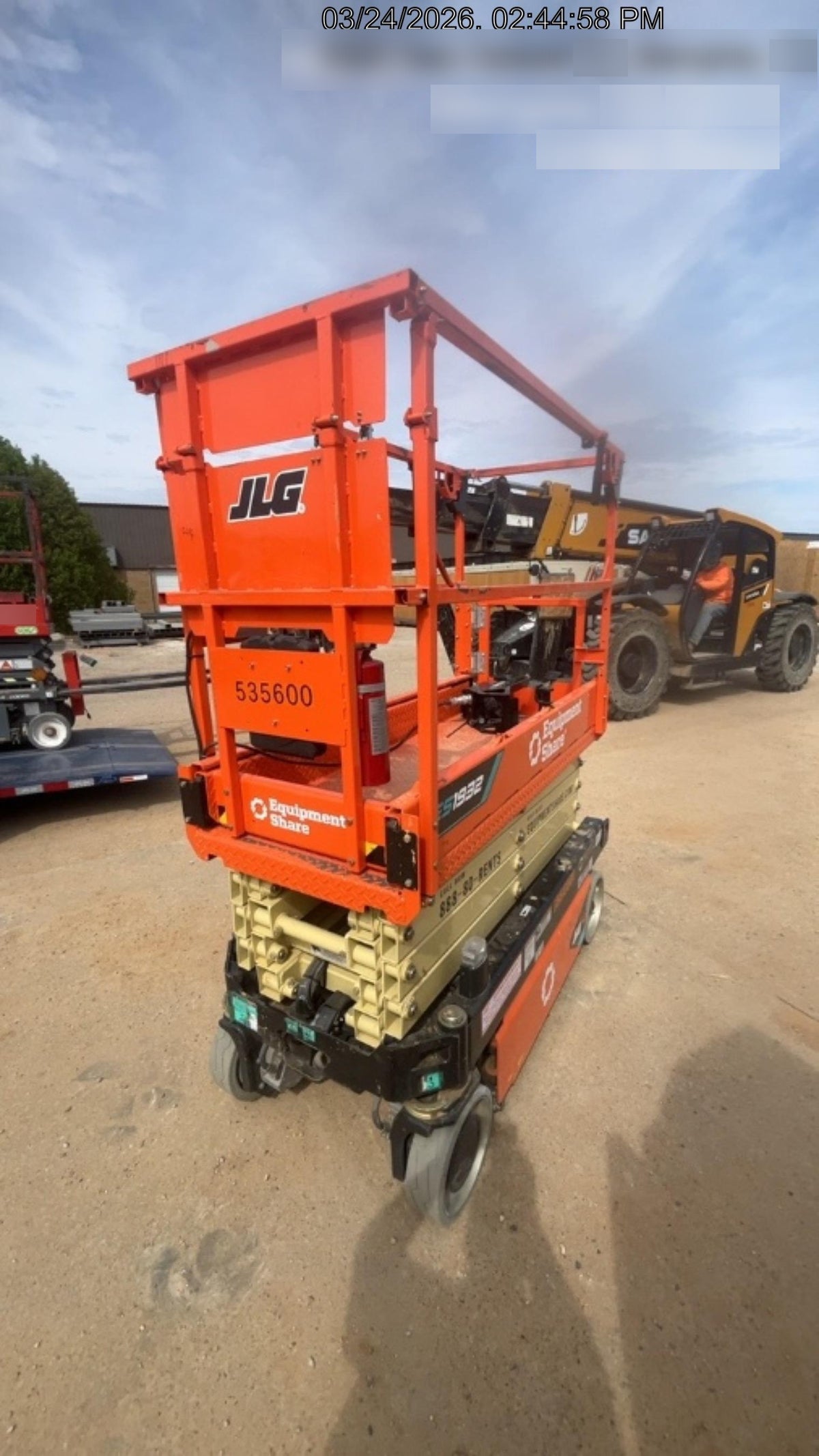2025 JLG ES1932