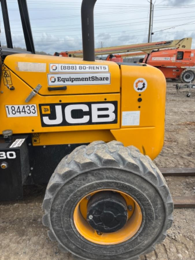 2021 JCB 930-4