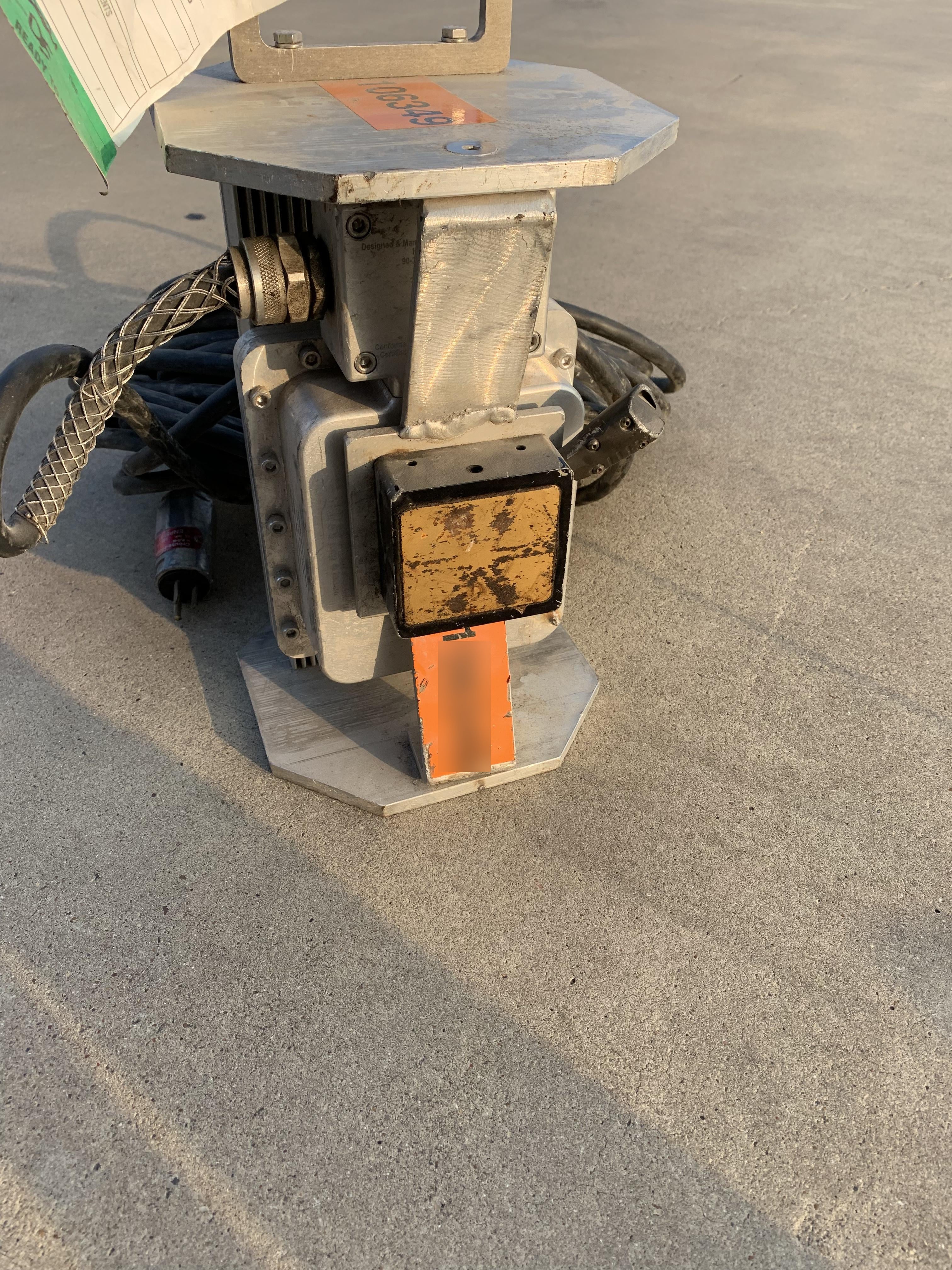 2020 WORKSITE LIGHTING PetroPRO Handy 24639