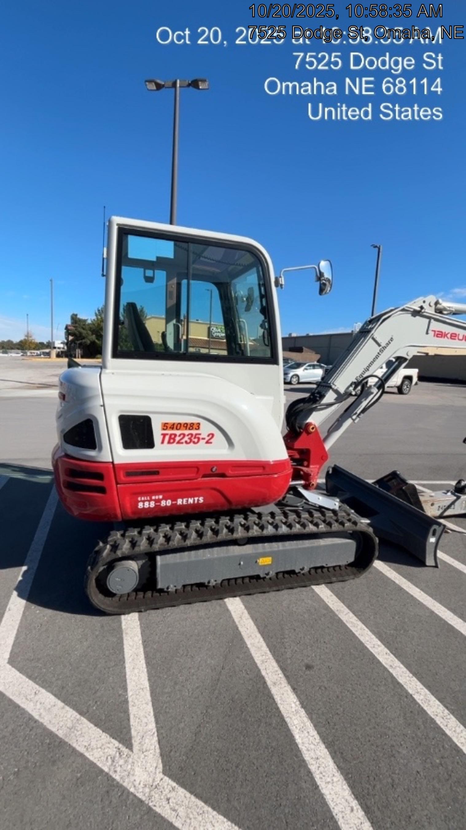 2025 TAKEUCHI TB235-2CR