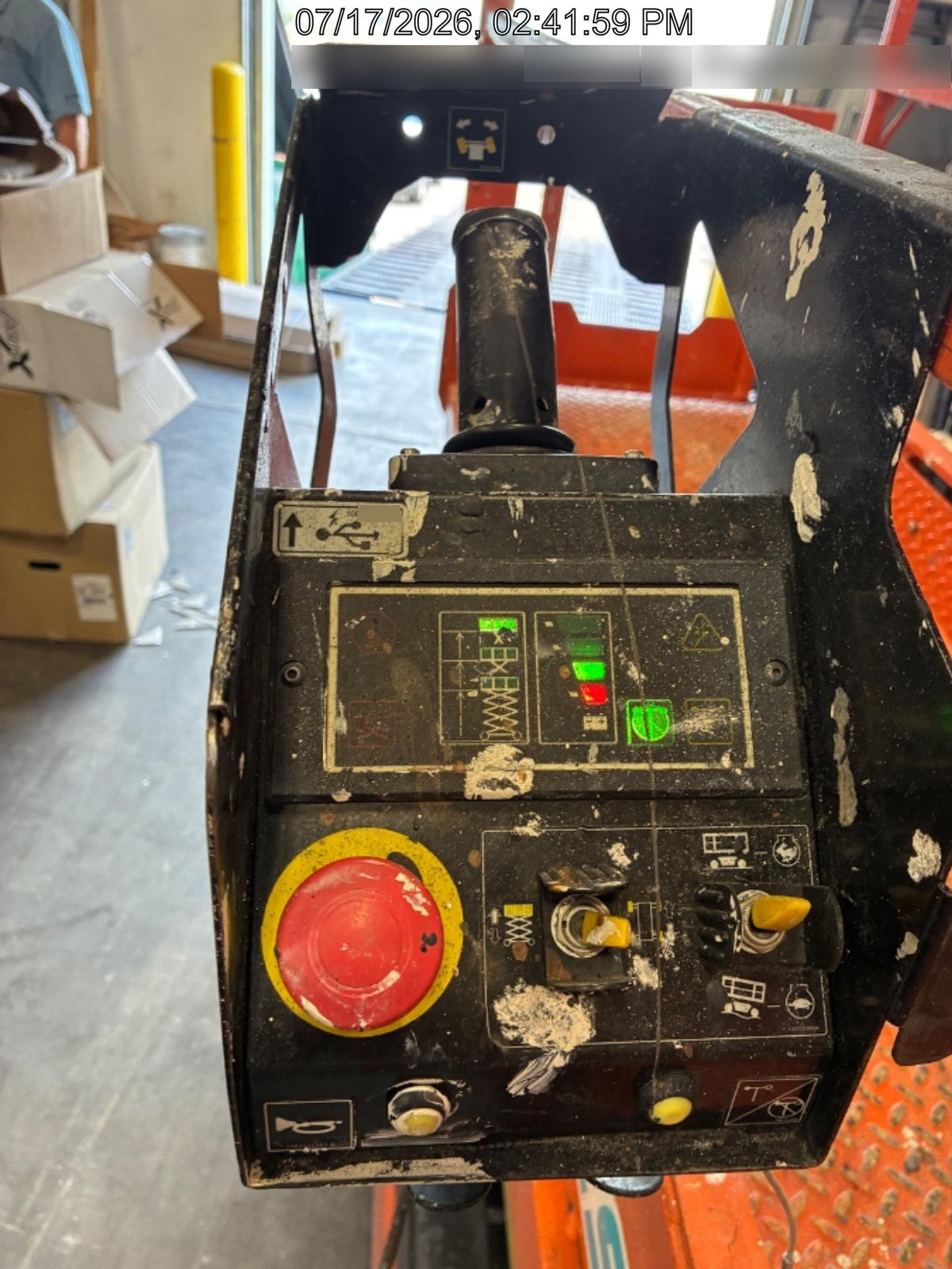 2022 JLG ES2632