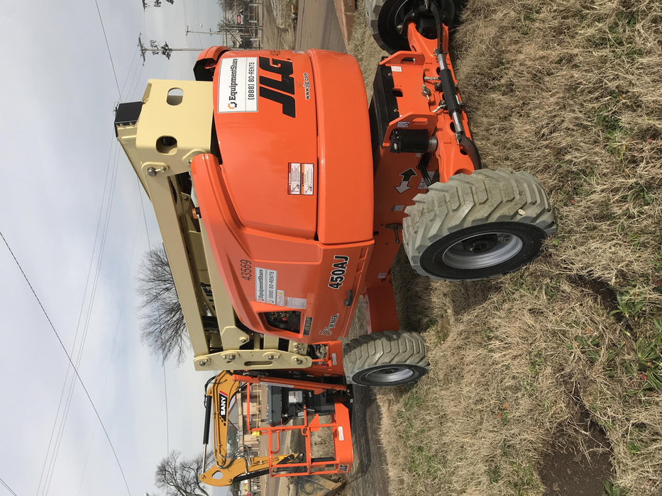 2019 JLG 450AJ
