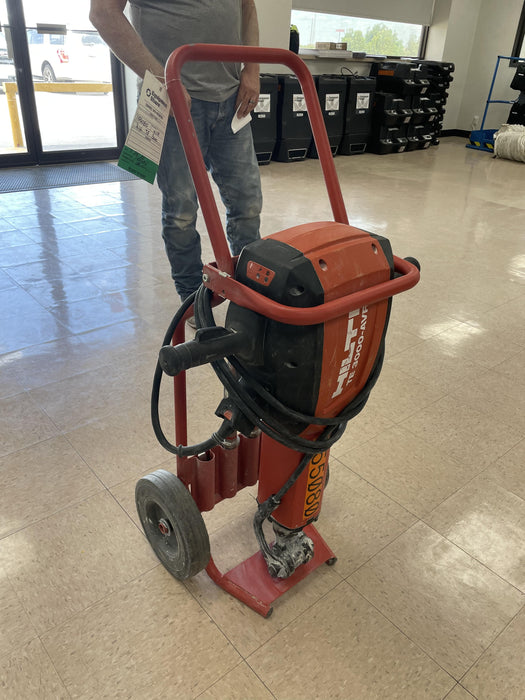 2021 HILTI TE 3000-AVR