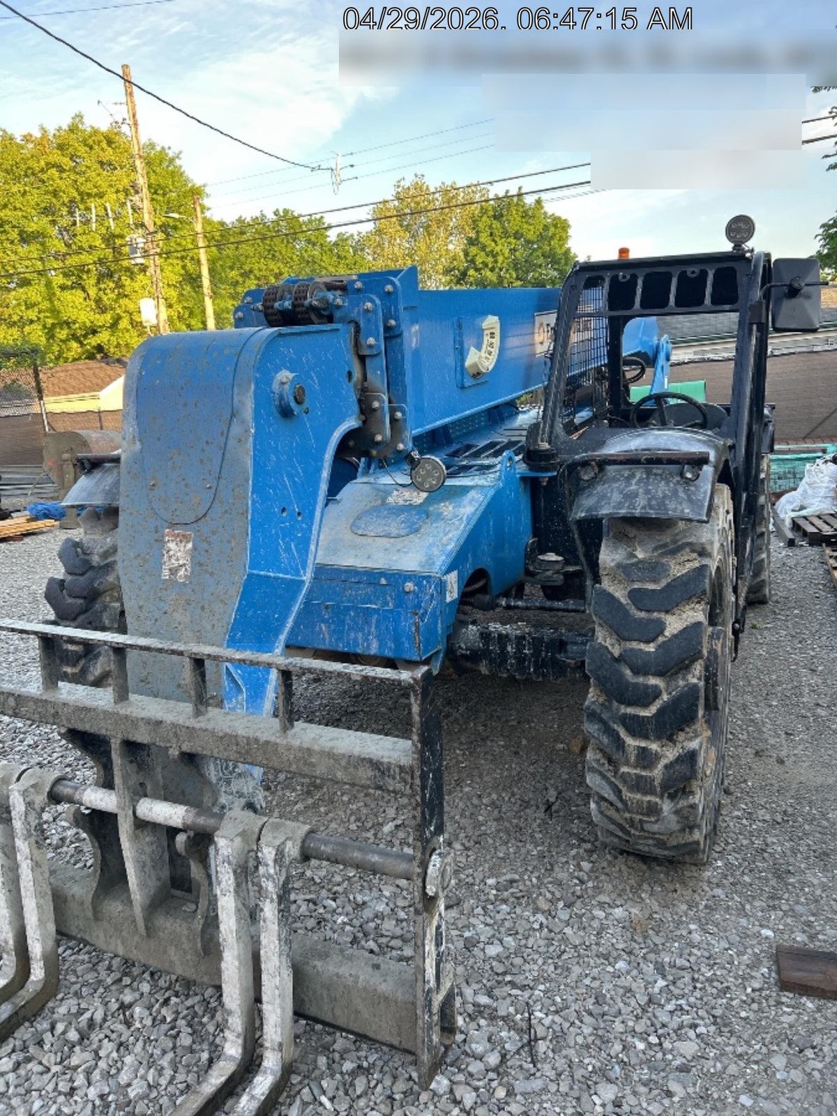 2018 Genie GTH-844 Genie GTH-844 w/ROPS, Work Lights, Solid Tires, RH Cab Mesh, Beacon, 60" Carriage and Forks