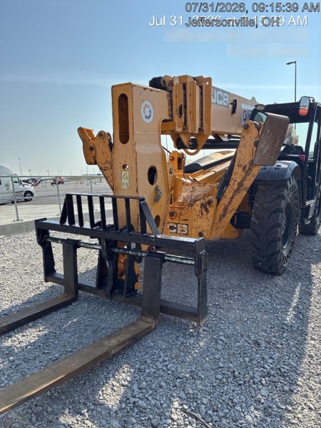 2019 JCB 512-56 Canopy, 74 HP, Solid Tires, STD Worklight, Beacon, Aux Hydraulics, Lifting Eye, Back up Alarm 66" Carriage, 60" Forks