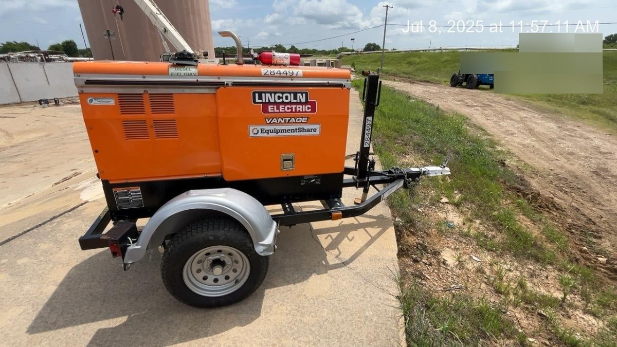 2022 Lincoln Electric LE400 Kubota V1505, Trlr, Cable Rack, Light Kit, ES Decals, T3