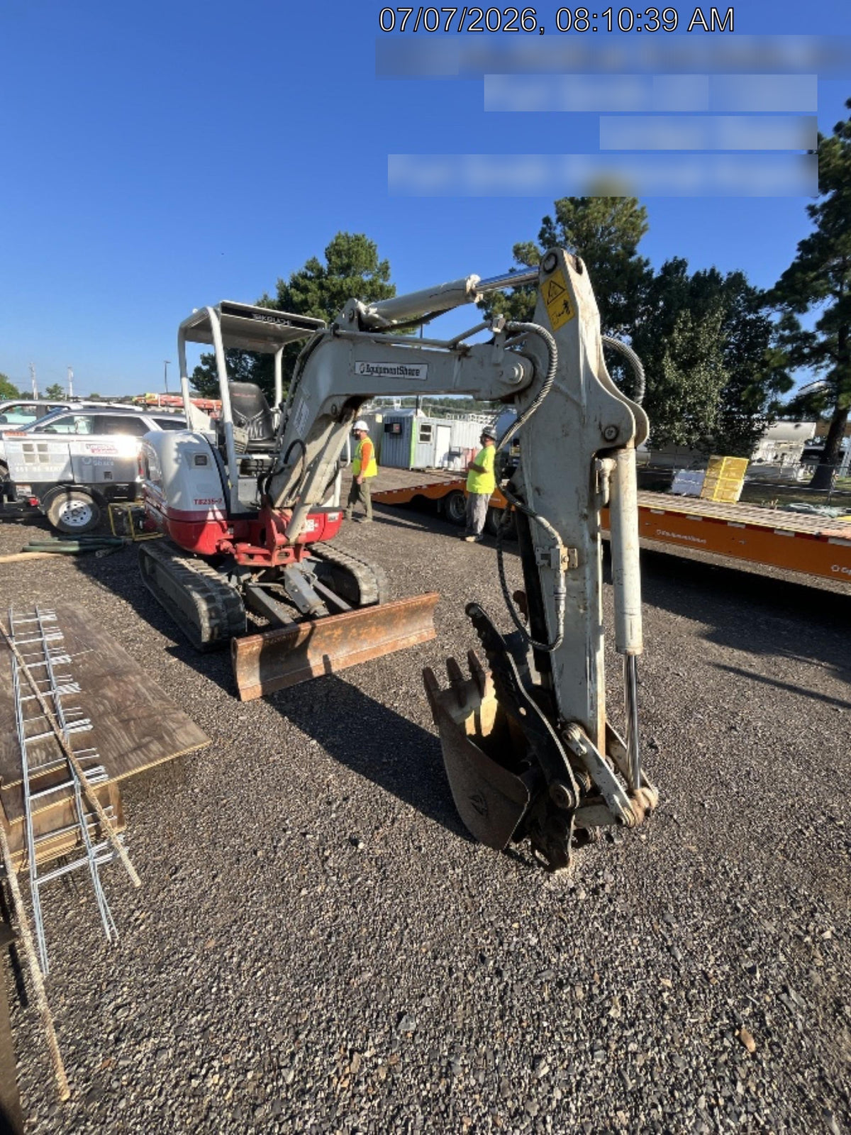 2022 TAKEUCHI TB235-2R