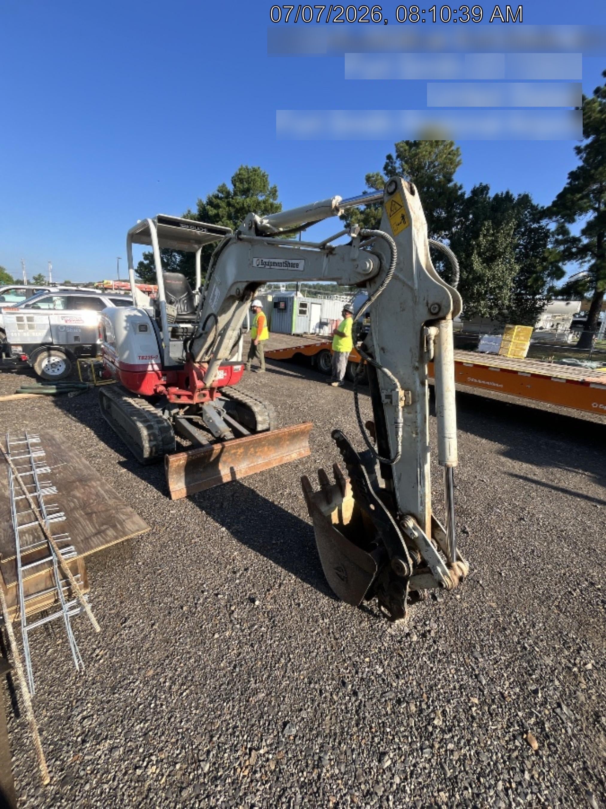 2022 TAKEUCHI TB235-2R