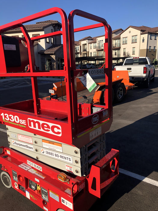 2020 MEC 1330SE Solid NM Tires, Steel Swing out Doors, LCS, Beacon, 900W Invertor