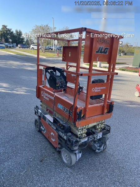 2022 JLG ES1330L