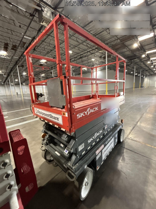 2021 SKYJACK SJ4732