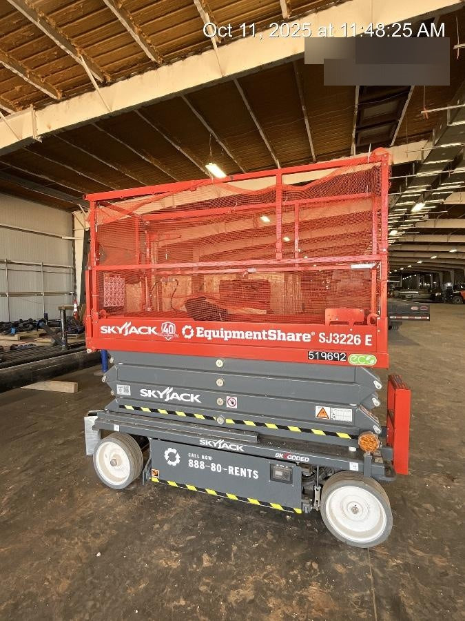 2025 SKYJACK SJ3226
