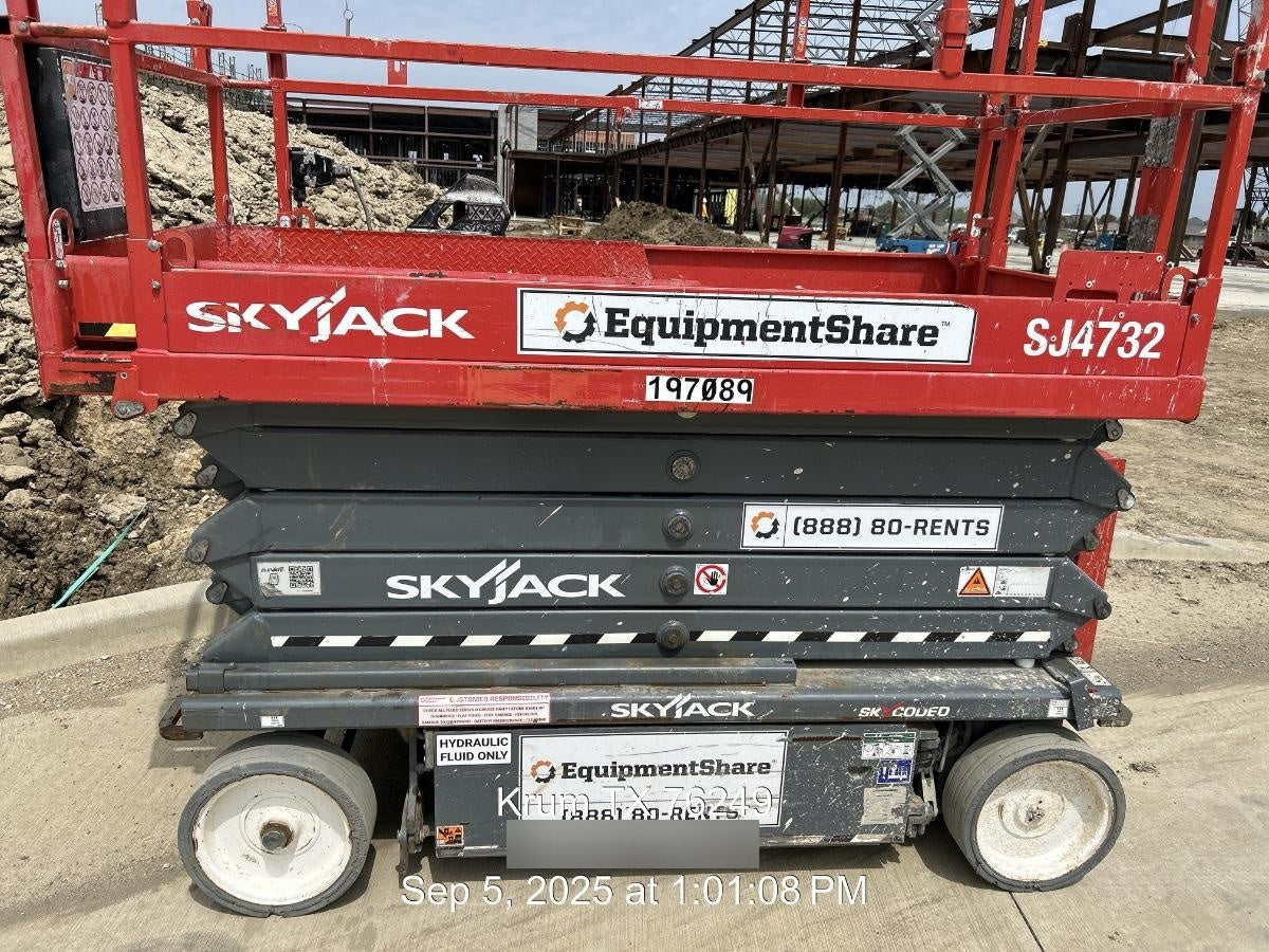 2021 SKYJACK SJ4732
